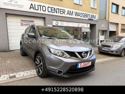Grau Gebraucht 2016 Nissan Qashqai 360º SUV | 12.890 € (Fairer Preis)