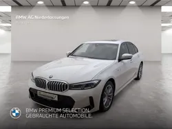 Weiß Gebraucht 2024 BMW 320 Comfort Edition Limousine | 41.606 € (Fairer Preis)
