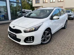 Weiß Gebraucht 2016 Kia Ceed GT-Line Kombi | 7.990 € (Guter Preis)