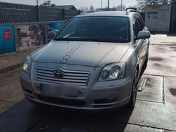 Gebraucht 2006 Toyota Avensis Executive Kombi | 2.500 € (Fairer Preis)