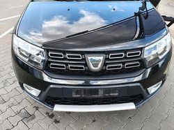Schwarz Gebraucht 2019 Dacia Sandero Stepway Kleinwagen | 8.300 € (Fairer Preis)