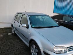 Silber Gebraucht 2000 VW Golf IV Limousine | 2.900 € (Fairer Preis)
