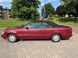 Rot Gebraucht 1995 Mercedes E320 Sportline Cabrio | 10.900 €