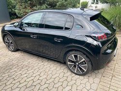 Schwarz Gebraucht 2021 Peugeot e-208 GT Kleinwagen | 17.950 € (Fairer Preis)