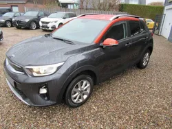 Grau Gebraucht 2020 Kia Stonic SUV | 13.950 € (Fairer Preis)