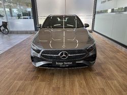 Grau Gebraucht 2024 Mercedes A200 AMG line Kleinwagen | 34.666 € (Teuer)
