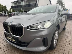 Grau Gebraucht 2023 BMW 220 Active Tourer Sport Line Van / Kleinbus | 26.900 € (Superpreis)
