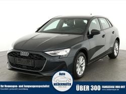 Manhattan grau metallic Neu 2025 Audi A3 Limousine | 34.995 € (Superpreis)