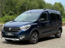 Blau Gebraucht 2018 Dacia Dokker Celebration Van | 12.500 € (Fairer Preis)