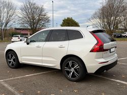 Weiß Gebraucht 2018 Volvo XC60 Momentum SUV | 28.400 € (Fairer Preis)