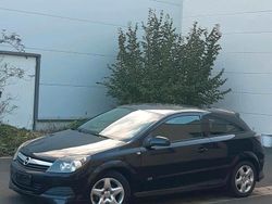 Schwarz Gebraucht 2007 Opel Astra GTC OPC Limousine | 3.800 €