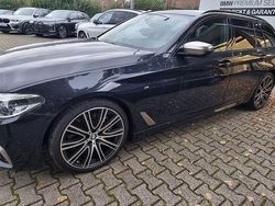 Schwarz Gebraucht 2020 BMW M550 Efficient Dynamics Limousine | 37.995 € (Superpreis)