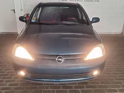 Blau Gebraucht 2001 Opel Corsa Elegance Limousine | 2.500 € (Teuer)