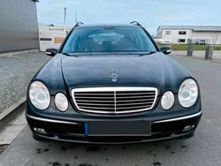 Schwarz Gebraucht 2005 Mercedes E280 Kombi | 3.000 € (Fairer Preis)