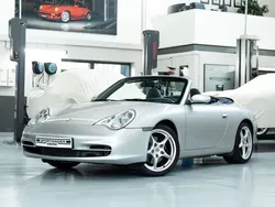 Arktissilbermetallic Gebraucht 2002 Porsche 911 Carrera Cabriolet Cabrio | 49.890 €