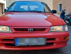 Rot Gebraucht 1995 Toyota Corolla XLi Limousine | 3.600 €