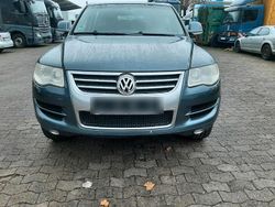 Grau Gebraucht 2008 VW Touareg SUV | 7.400 € (Fairer Preis)