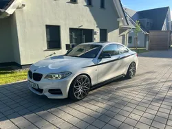 Weiß Gebraucht 2015 BMW M235 M Performance Coupé | 25.500 € (Guter Preis)
