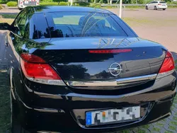 Schwarz Gebraucht 2007 Opel Astra Cabriolet Cabrio | 2.800 € (Fairer Preis)