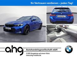 Blau Gebraucht 2024 BMW 320 M Sport Kombi | 45.850 € (Teuer)