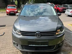 Gebraucht 2011 VW Touran Van / Kleinbus | 8.700 € (Guter Preis)