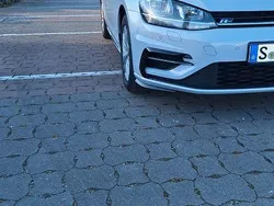 Weiß Gebraucht 2017 VW Golf VII Comfortline Limousine | 16.500 € (Etwas zu teuer)