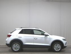 Schwarz Gebraucht 2023 VW T-Roc Life SUV | 16.680 € (Guter Preis)