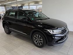 Schwarz Gebraucht 2023 VW Tiguan Life SUV | 23.490 € (Superpreis)