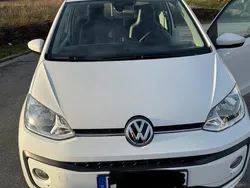 Weiß Gebraucht 2017 VW up! high up! Kleinwagen | 9.000 € (Fairer Preis)