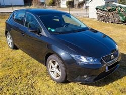 Schwarz Gebraucht 2014 Seat Leon Reference Limousine | 8.999 € (Fairer Preis)