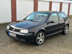 Schwarz Gebraucht 2003 VW Golf IV GT Limousine | 2.200 € (Etwas zu teuer)