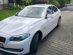 Weiß Gebraucht 2010 BMW 523 Limousine | 9.100 €