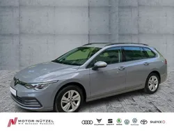 Grau Gebraucht 2022 VW Golf VIII Life Kombi | 19.730 € (Guter Preis)