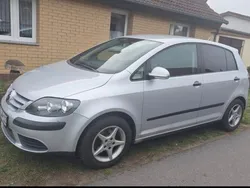 Silber Gebraucht 2005 VW Golf Plus Cross Comfortline Van / Kleinbus | 2.800 € (Superpreis)