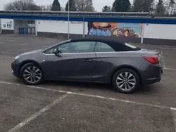 Grau Gebraucht 2015 Opel Cascada Edition Cabrio | 11.450 € (Fairer Preis)