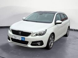 Weiß Gebraucht 2018 Peugeot 308 SW Active Kombi | 10.930 € (Fairer Preis)