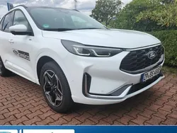Weiss Gebraucht 2024 Ford Kuga ST-Line X SUV | 40.990 € (Guter Preis)