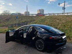 Schwarz Gebraucht 2014 Tesla Model S Limousine | 25.500 € (Teuer)