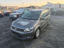 Grau Gebraucht 2012 VW Touran Highline Van / Kleinbus | 4.500 € (Superpreis)