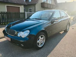 Blau Gebraucht 2004 Mercedes C180 Classic Limousine | 1.999 € (Guter Preis)