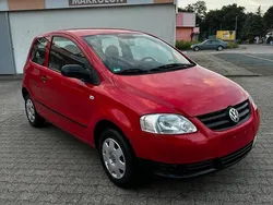 Rot Gebraucht 2006 VW Fox Kleinwagen | 1.800 € (Fairer Preis)