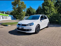 Weiß Gebraucht 2010 VW Golf VI R Limousine | 6.299 €