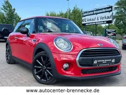 Rot Gebraucht 2017 Mini ONE Kleinwagen | 11.800 € (Fairer Preis)