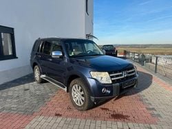 Blau Gebraucht 2009 Mitsubishi Pajero Intense SUV | 21.900 €