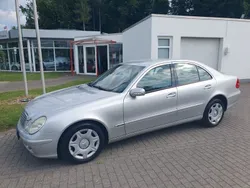 Silber Gebraucht 2004 Mercedes E200 Elegance Limousine | 5.500 € (Fairer Preis)