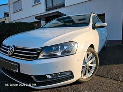 Weiß Gebraucht 2011 VW Passat Kombi | 5.900 € (Fairer Preis)