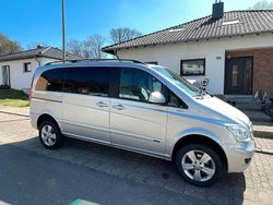 Silber Gebraucht 2011 Mercedes Viano Van / Kleinbus | 15.700 € (Fairer Preis)