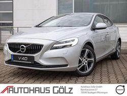 Grau Gebraucht 2017 Volvo V40 | 12.775 € (Guter Preis)