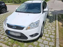 Weiß Gebraucht 2008 Ford Focus Style Limousine | 1.000 € (Guter Preis)