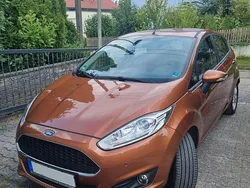 Braun Gebraucht 2016 Ford Fiesta SYNC Edition Kleinwagen | 5.900 € (Fairer Preis)